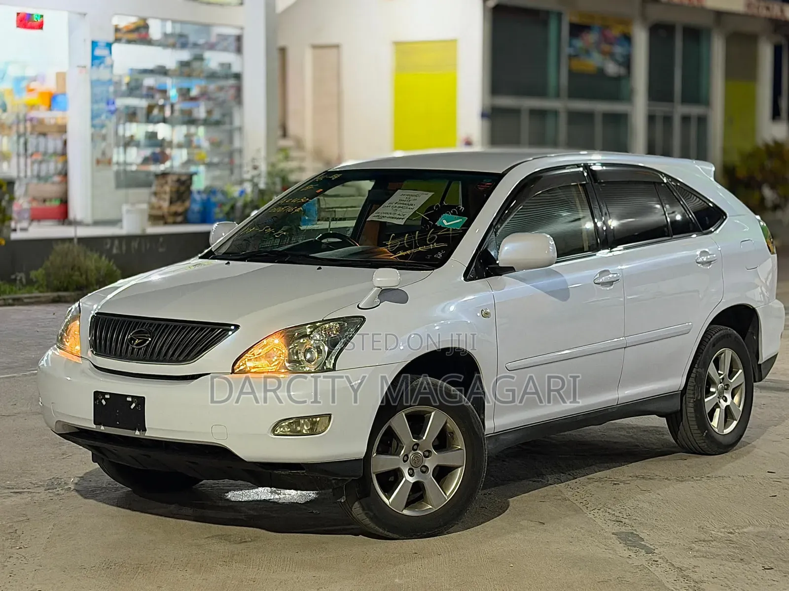 Toyota Harrier 2006 White