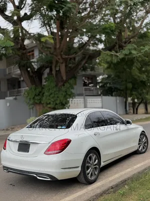 Mercedes-Benz C200 2014 White