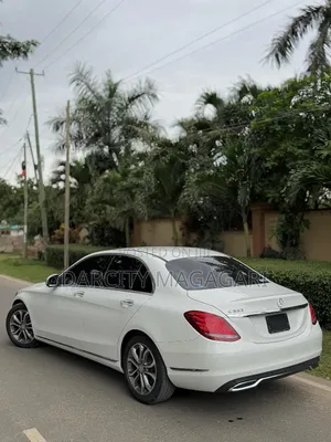 Mercedes-Benz C200 2014 White