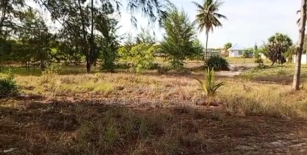 Beach Plot for Sale at Kigamboni Mwongozo