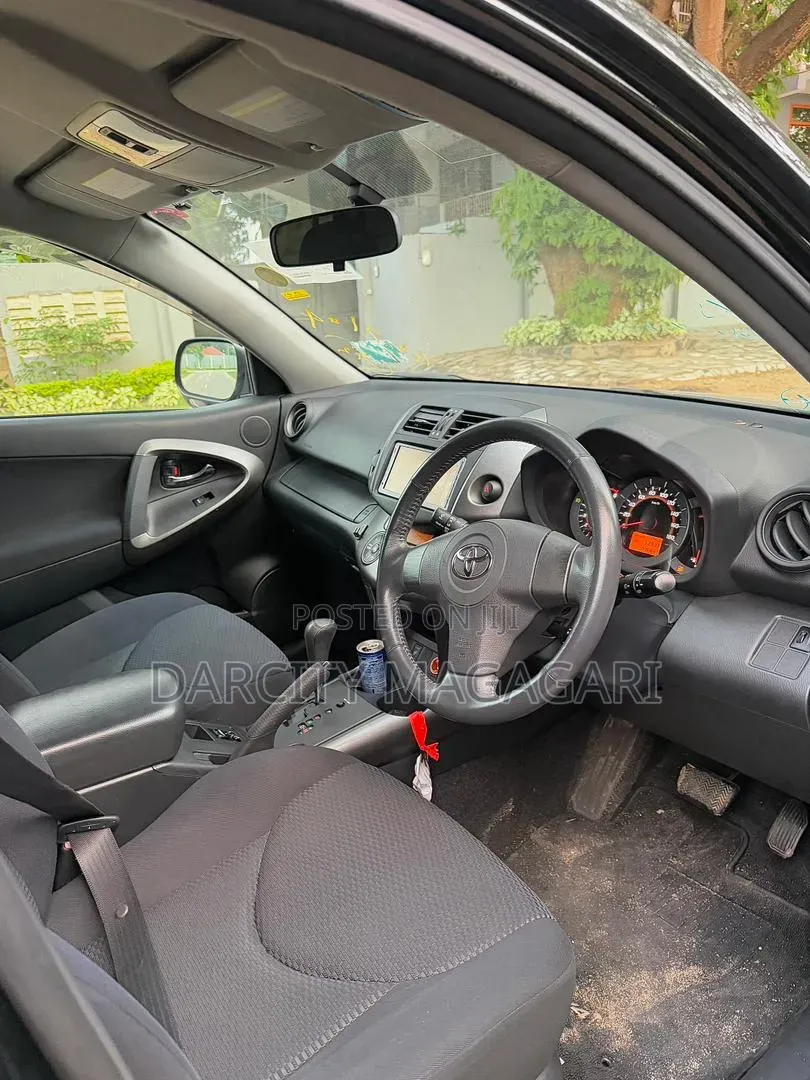 Toyota RAV4 2009