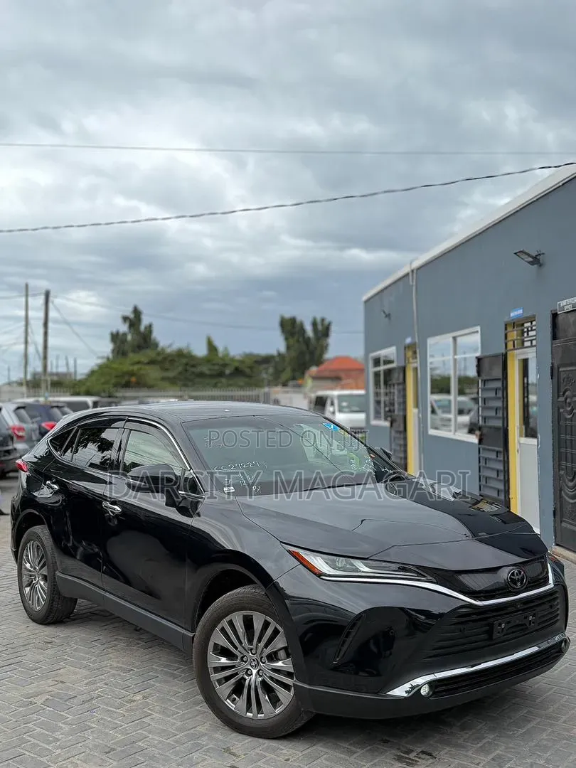 Toyota Harrier 2021 Black