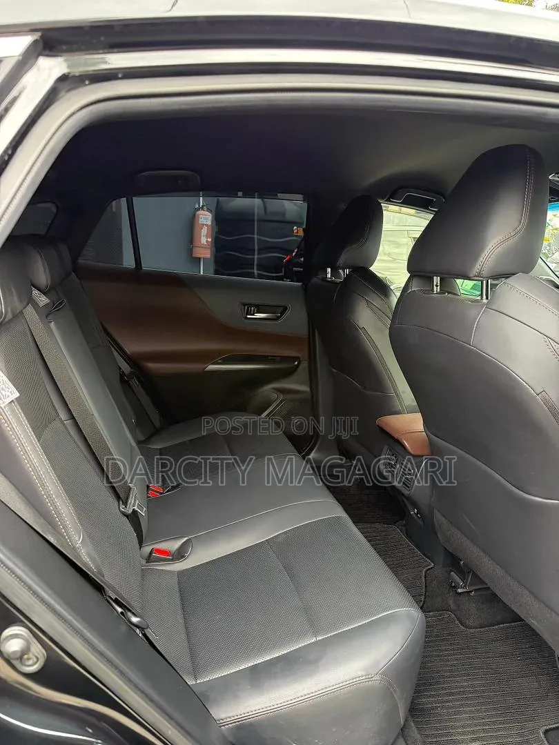 Toyota Harrier 2021 Black