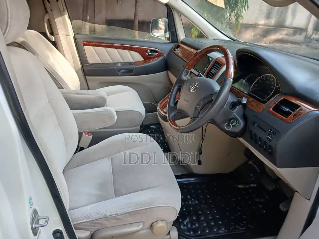 Toyota Alphard 2004 White
