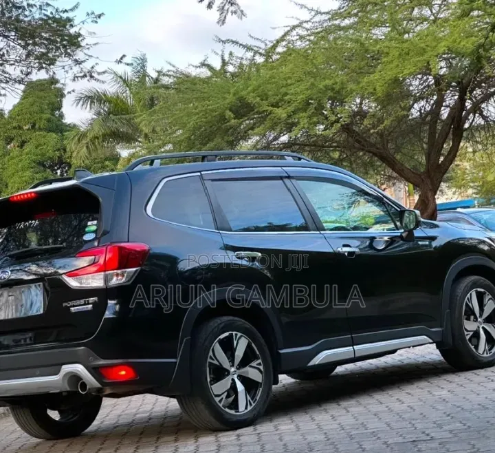Subaru Forester 2019 Black