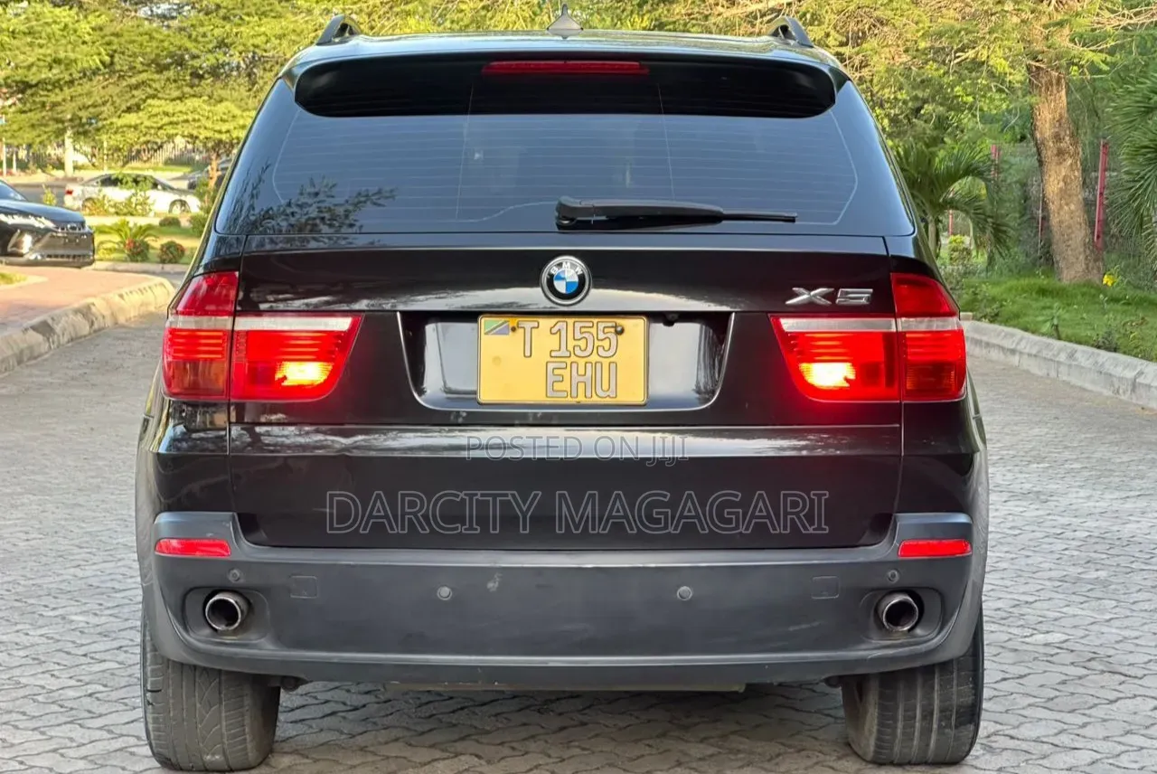 BMW X5 2010 Black