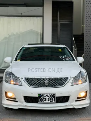 Toyota Crown 2009 White