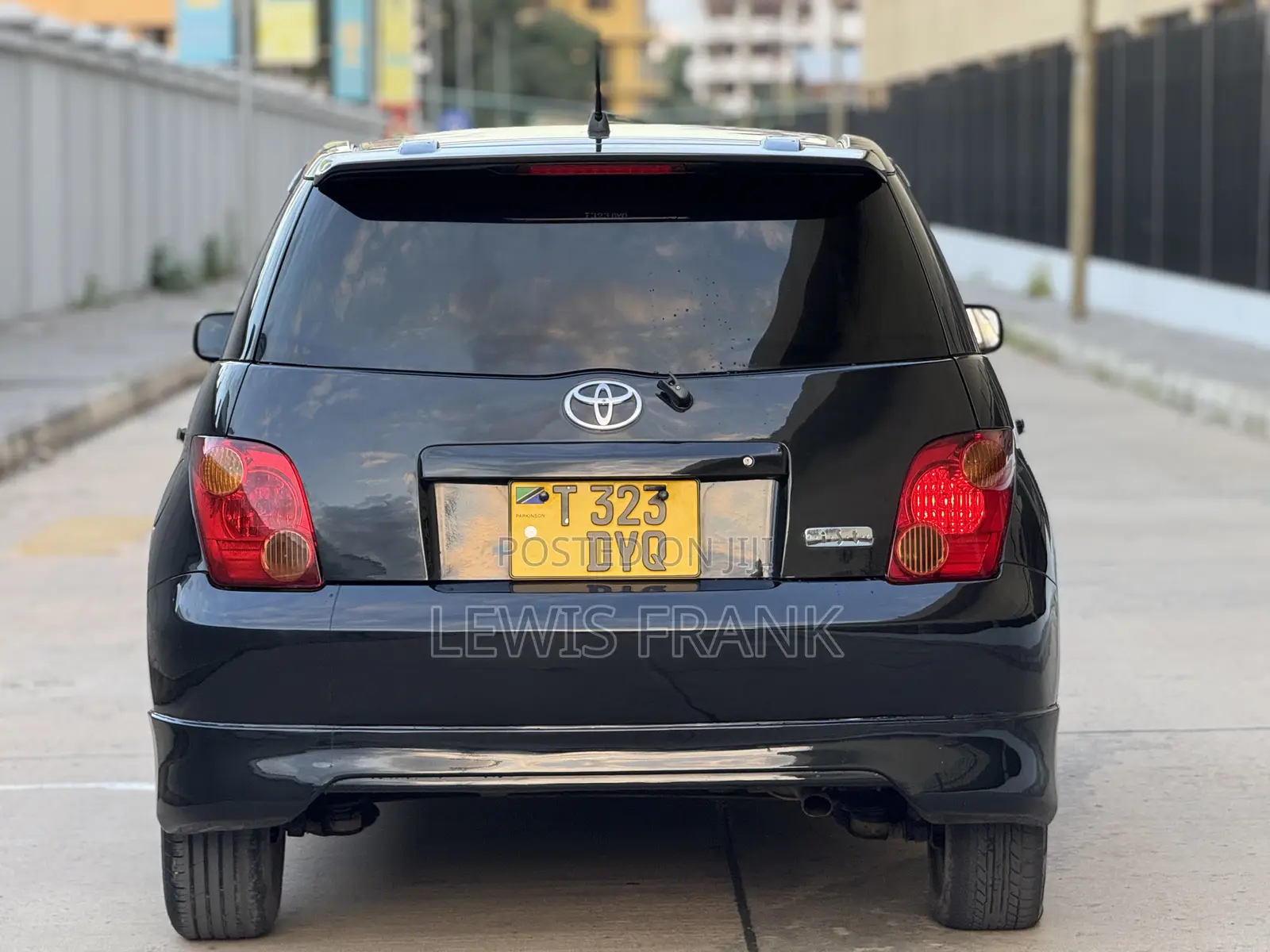 Toyota IST 2003 Black
