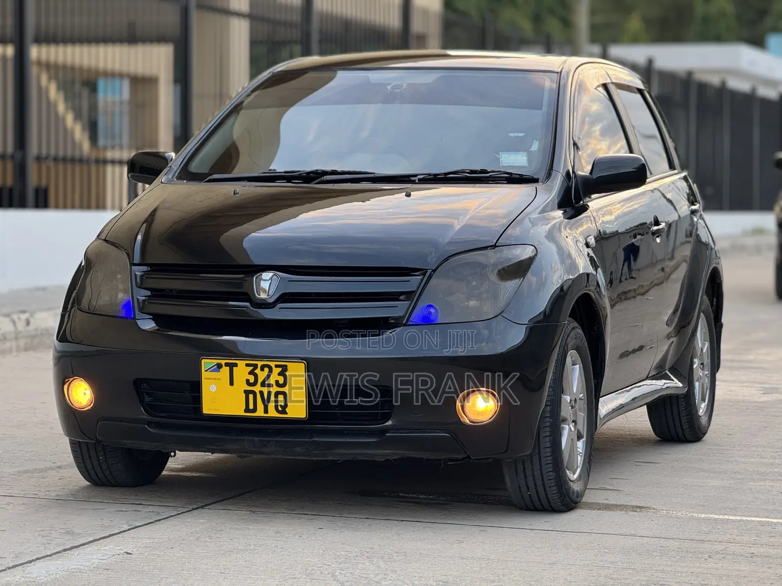 Toyota IST 2003 Black