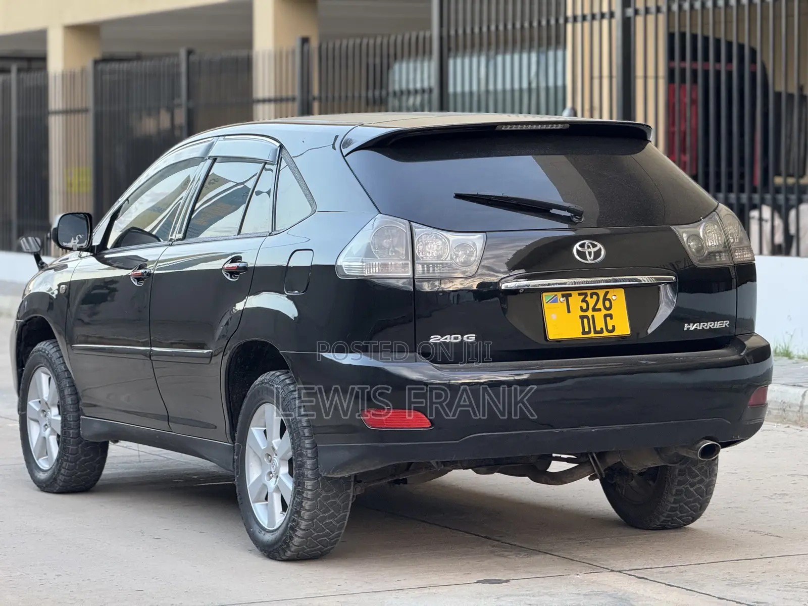 Toyota Harrier 2005 Black