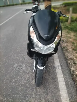 Honda 2022 Black