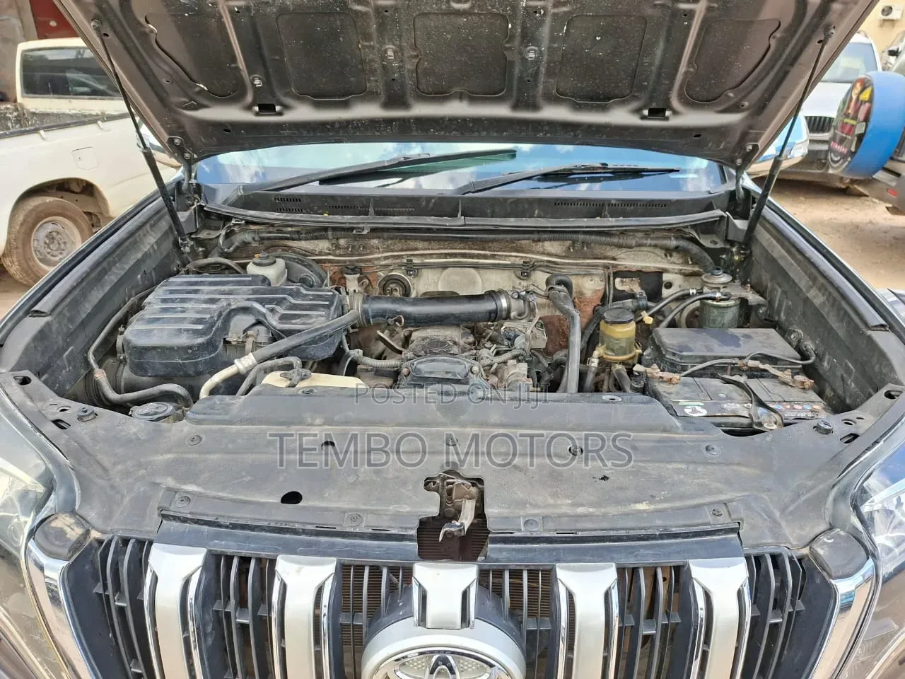Toyota Land Cruiser Prado 2010 Gray