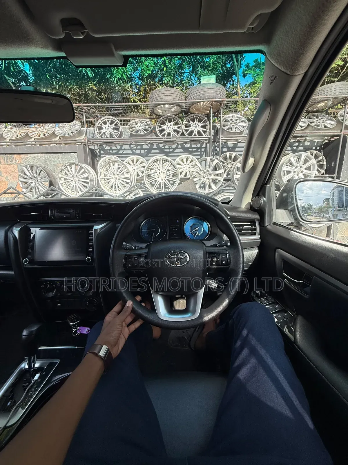 Toyota Fortuner 2.4 D AWD 2023 Silver