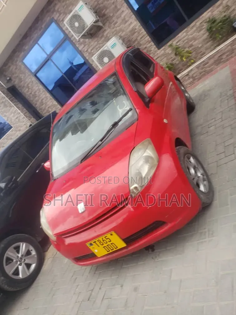 Toyota Passo 2014 Red
