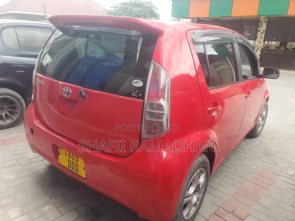 Toyota Passo 2014 Red
