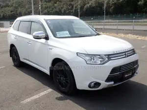 Mitsubishi Outlander 2015 Pearl