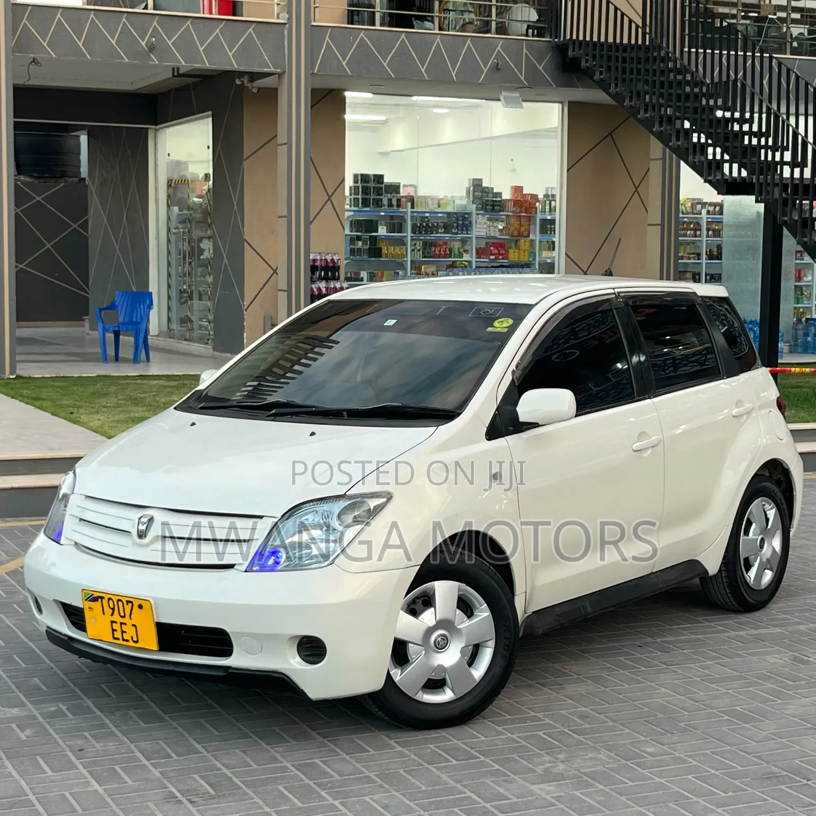 Toyota IST 2005 White