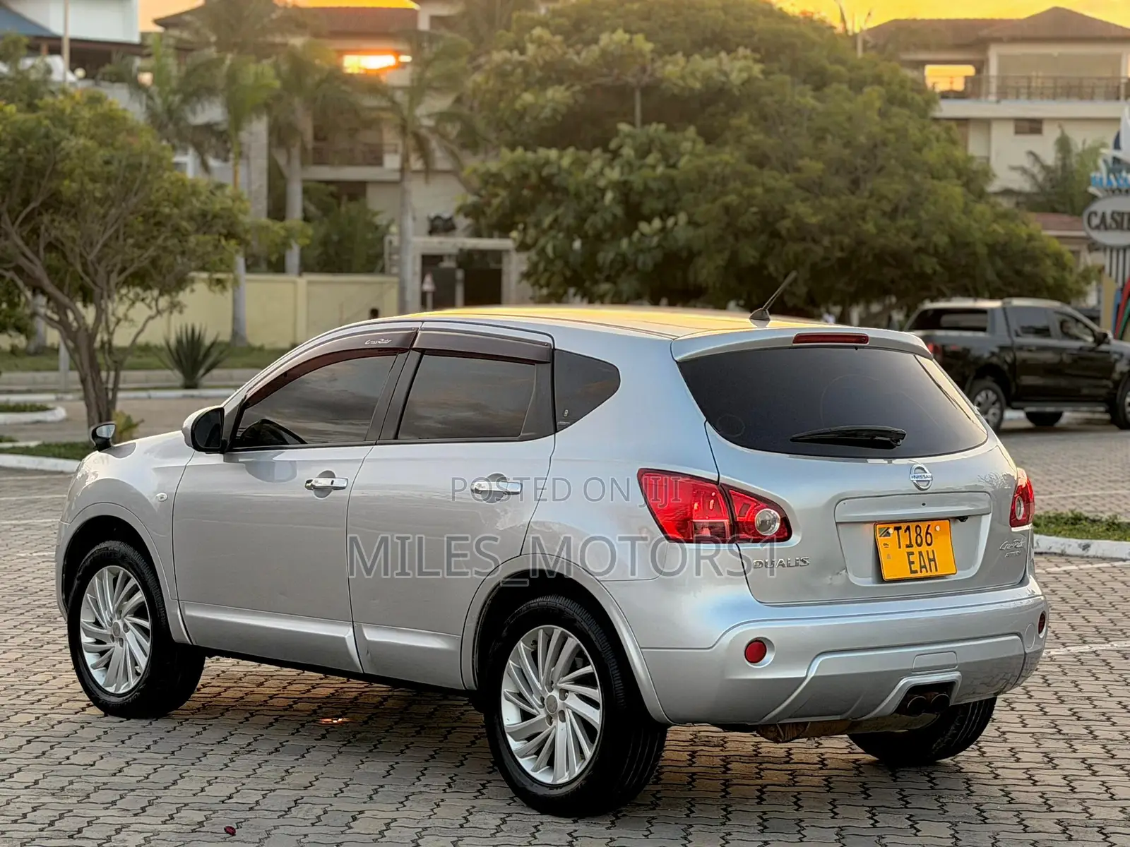 Nissan Dualis 2011 Silver
