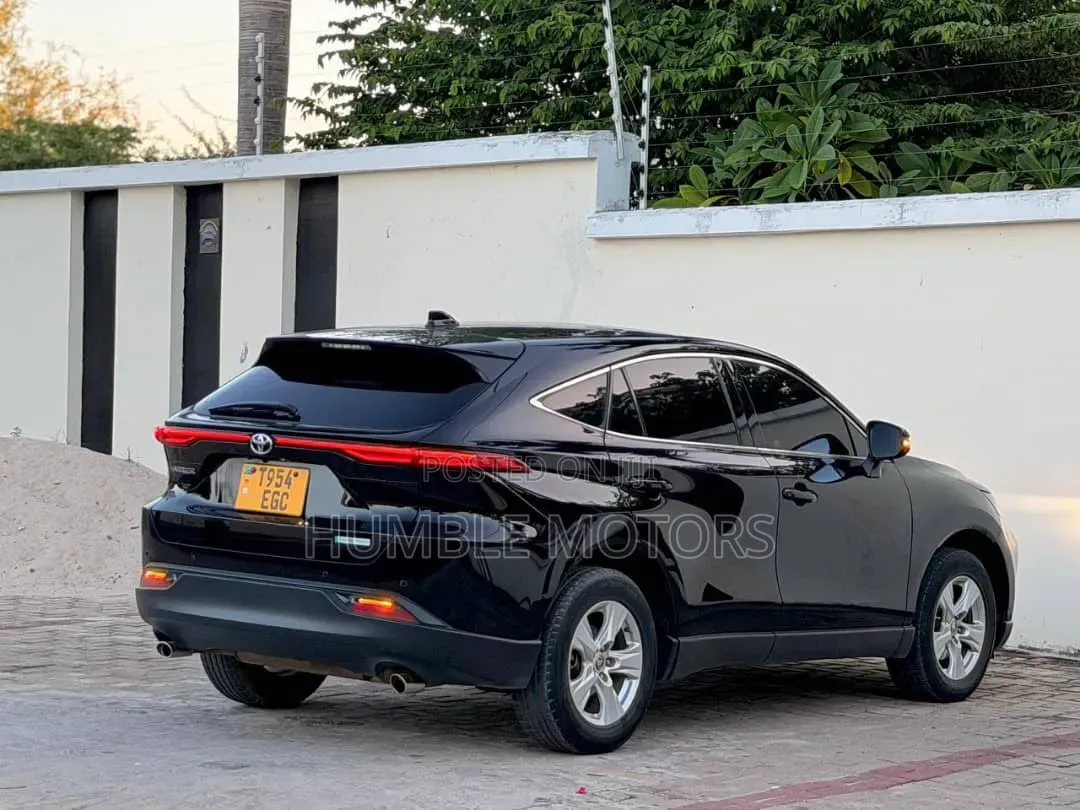Toyota Harrier 2021 Black