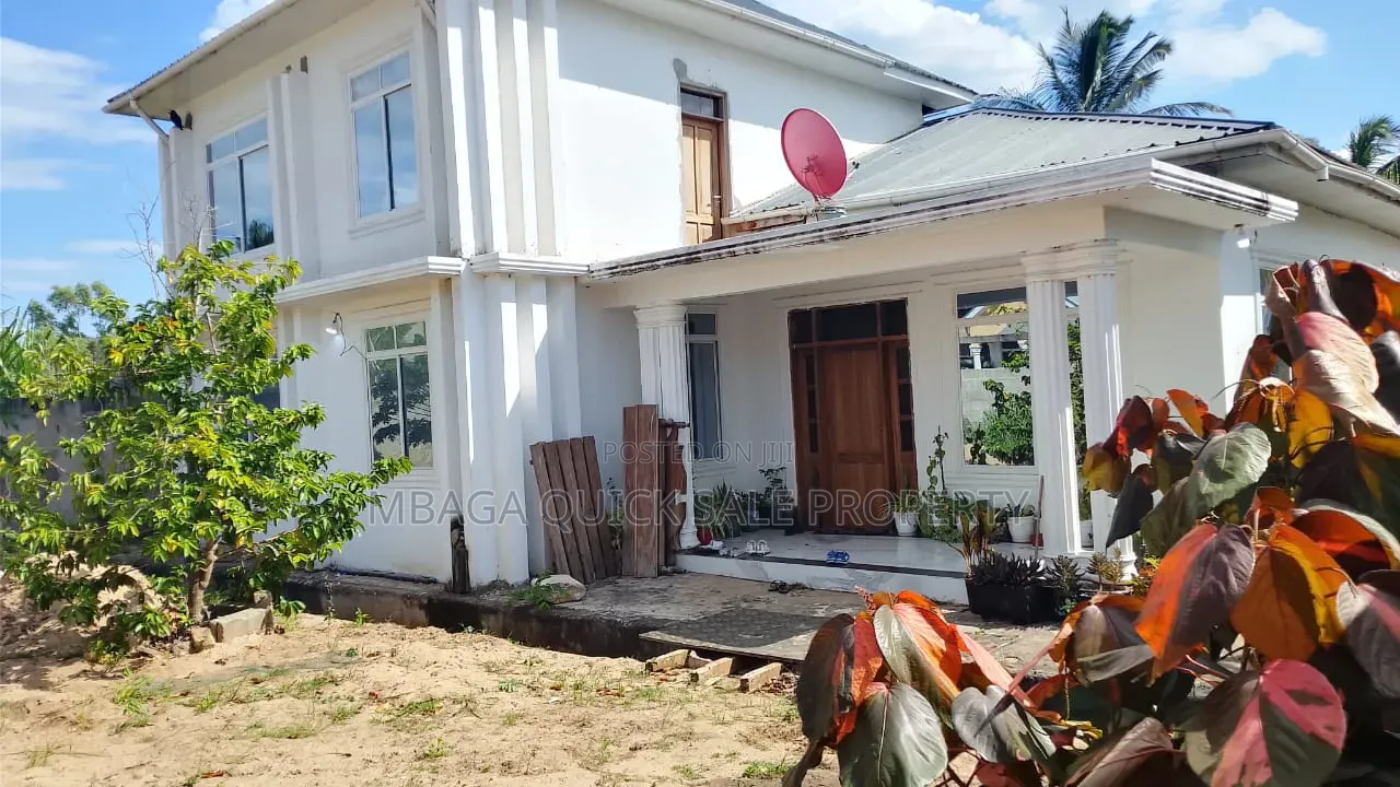 5bdrm House in Madale, Goba for sale