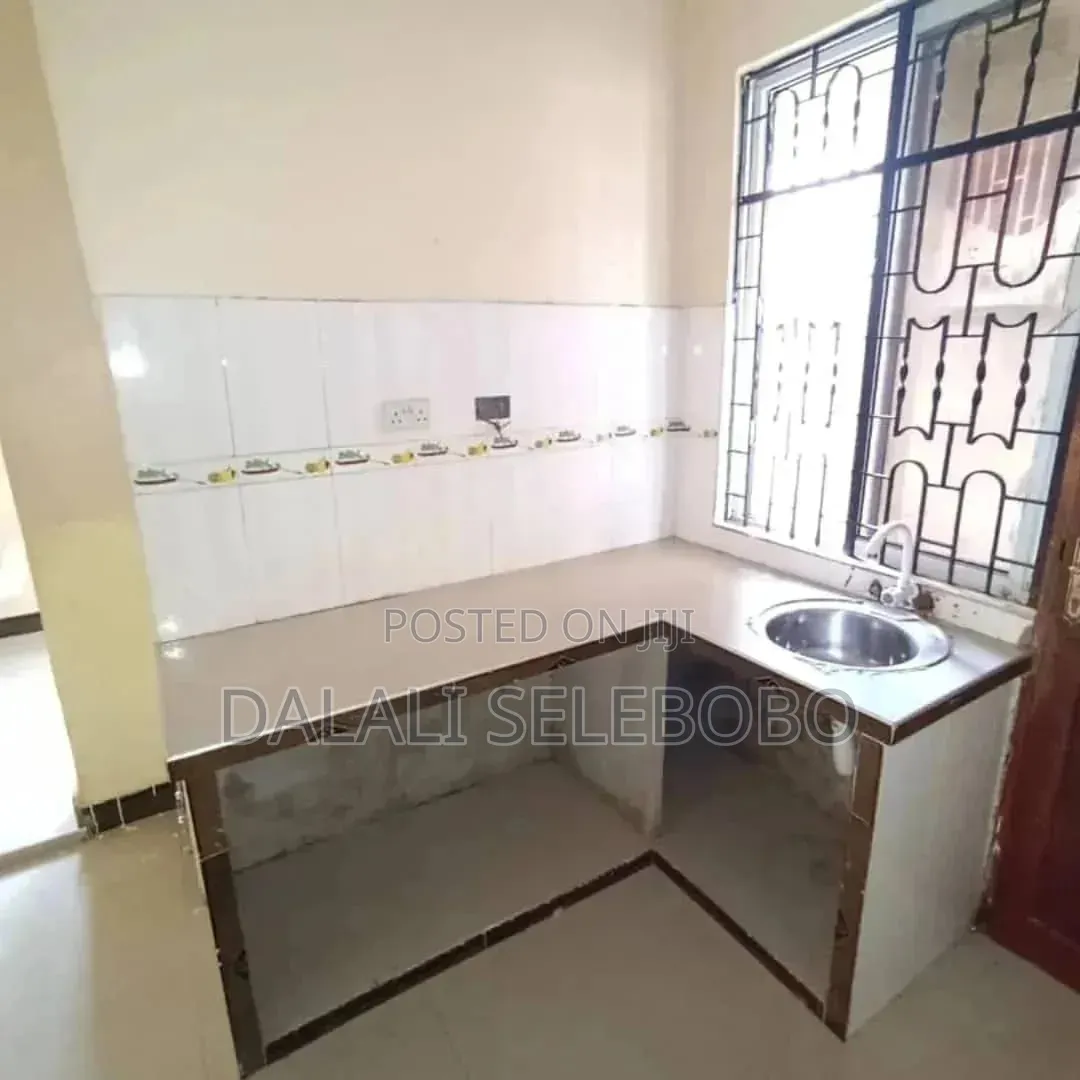 2bdrm Block of Flats in Kimara Temboni for rent