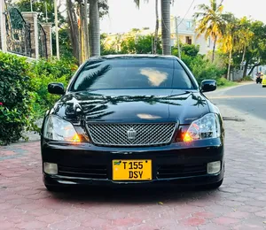 Toyota Crown 2006 Black