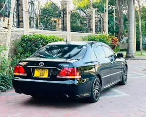 Toyota Crown 2006 Black