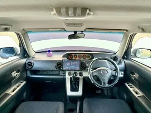 Toyota Corolla Rumion 2008