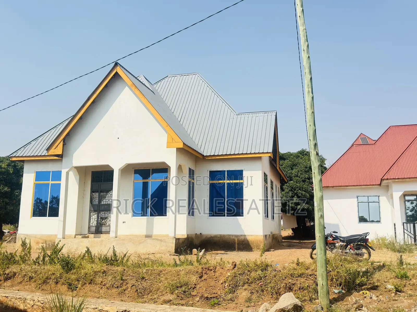 4bdrm House in Buswelu for sale