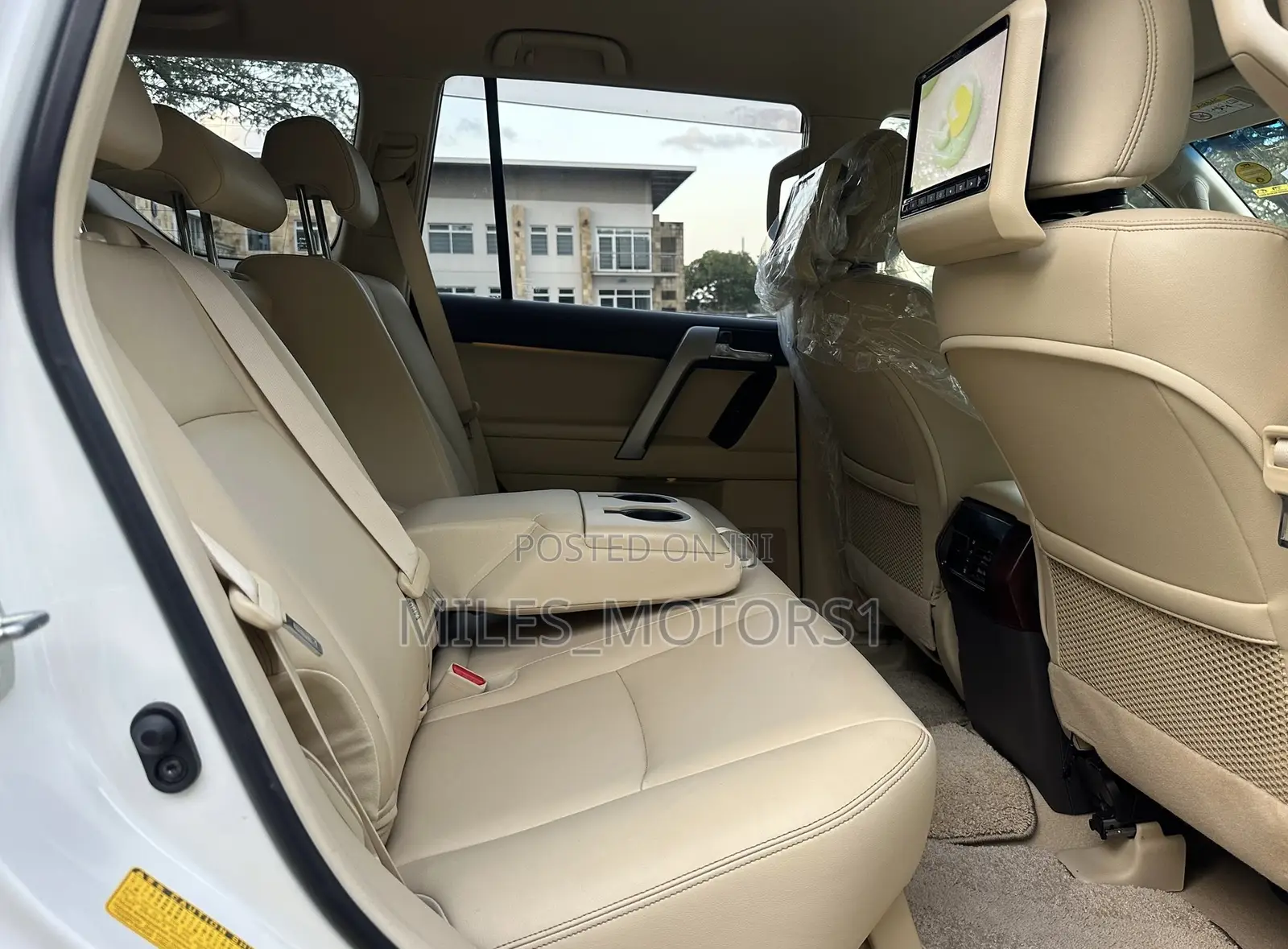 Toyota Land Cruiser Prado 2016 White