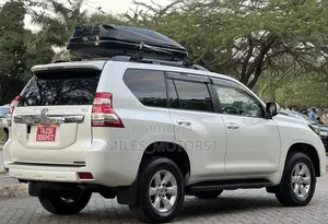Toyota Land Cruiser Prado 2016 White