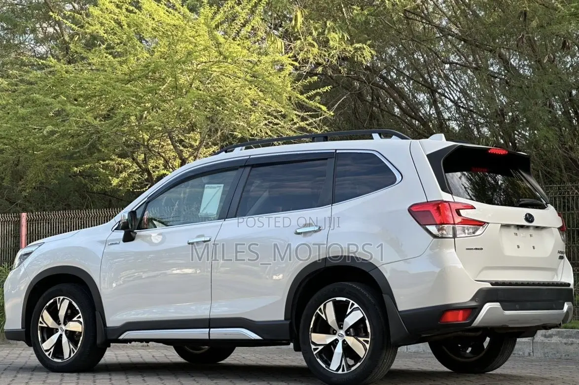 Subaru Forester 2019 White