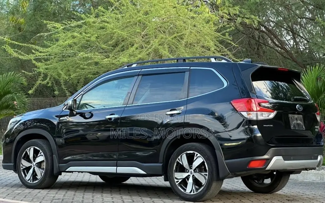 Subaru Forester 2019 Black