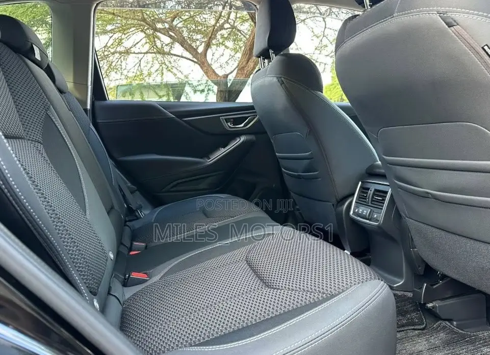 Subaru Forester 2019 Black