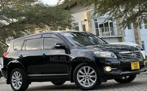 Toyota Vanguard 2011 Black