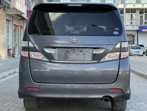 Toyota Vellfire 2011 Grey