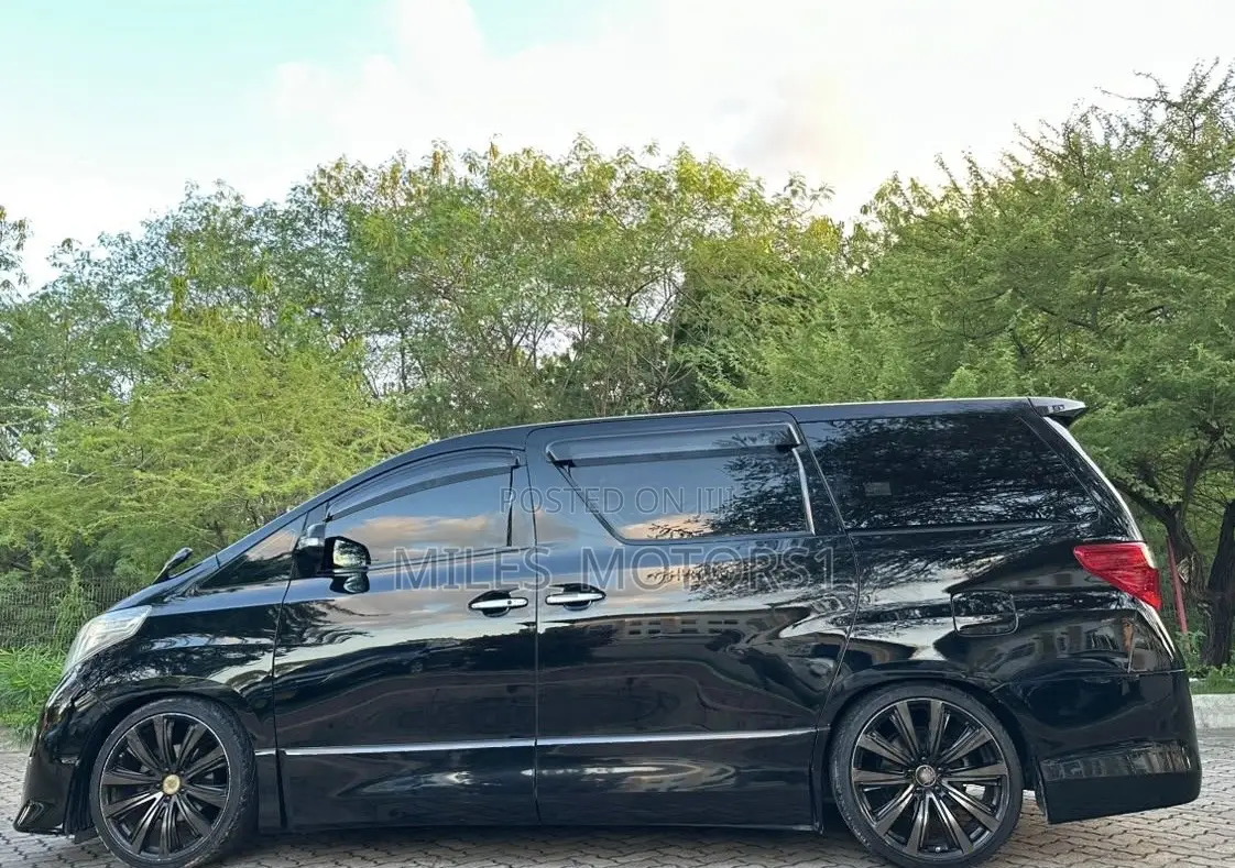 Toyota Alphard 2008 Black