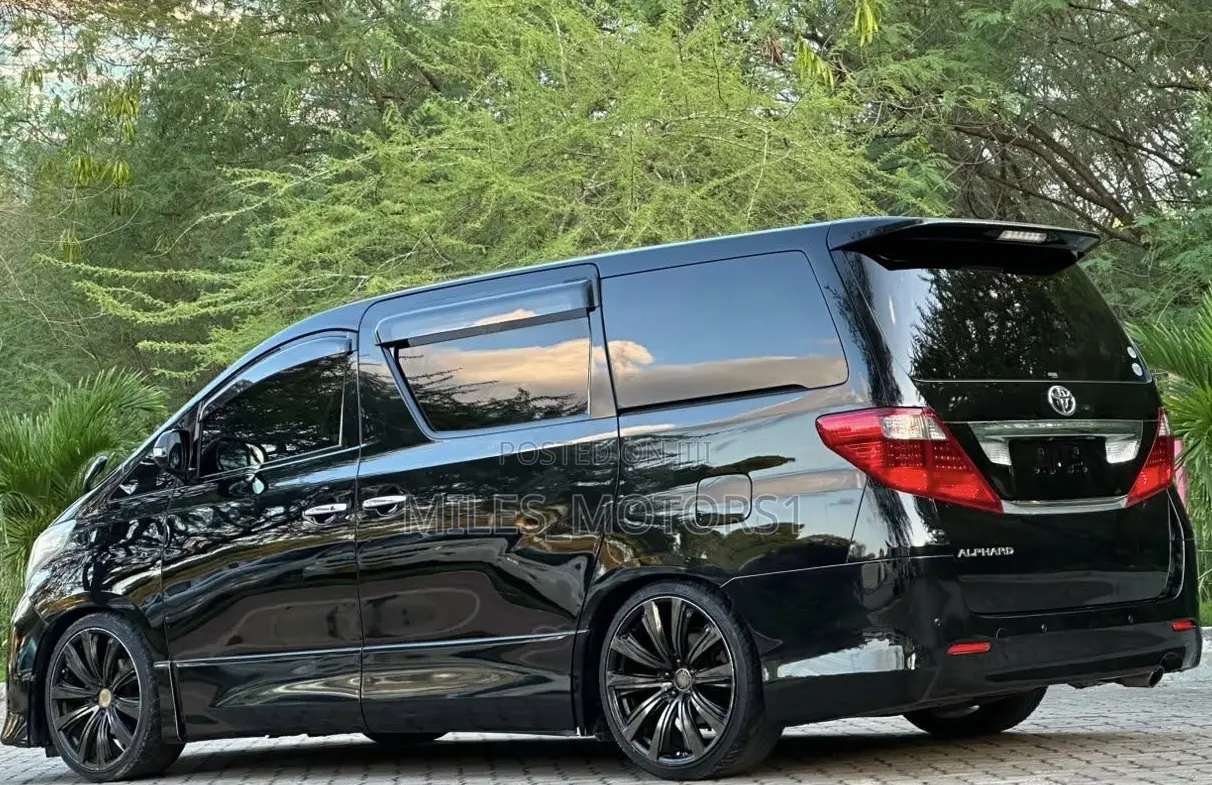Toyota Alphard 2008 Black