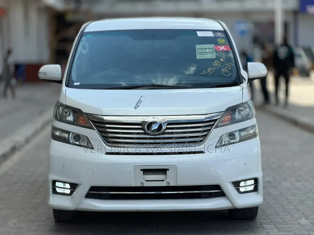 Toyota Alphard 2011 White