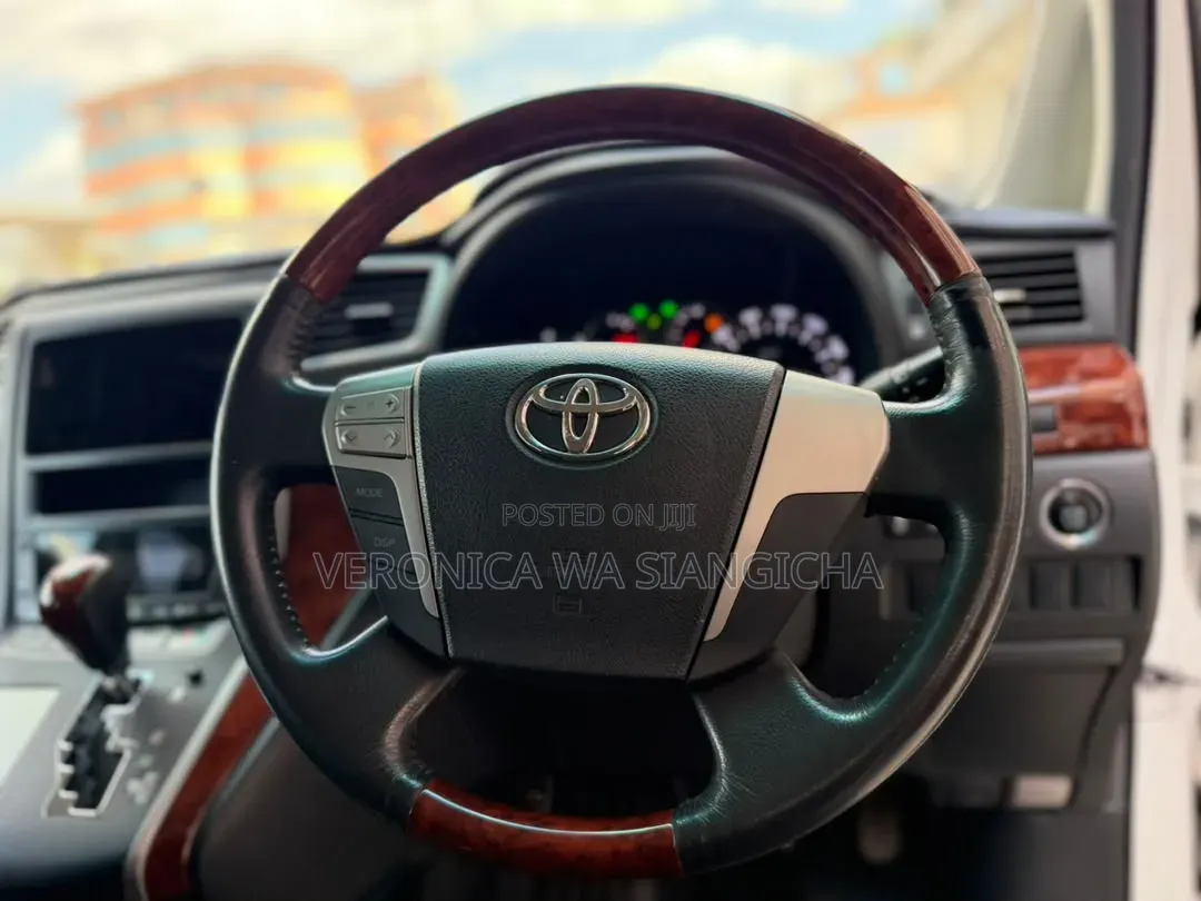 Toyota Alphard 2011 White