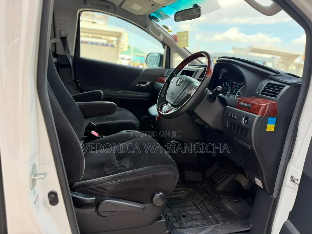 Toyota Alphard 2011 White