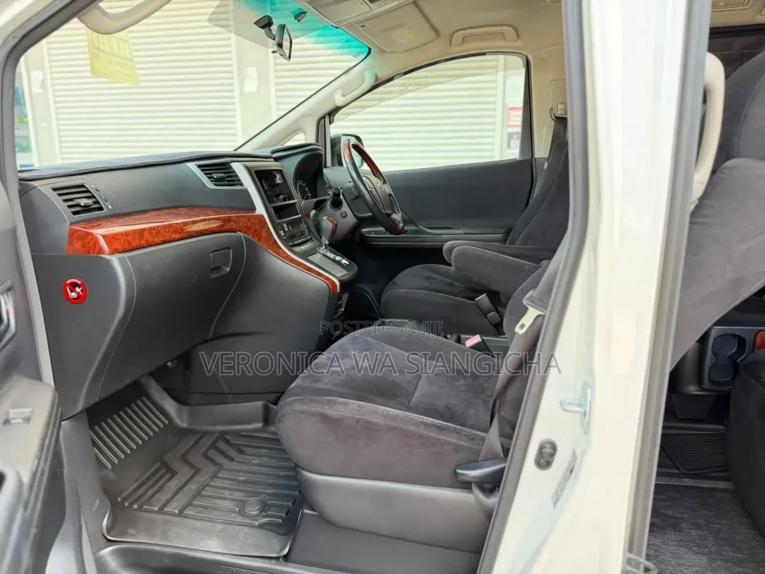 Toyota Alphard 2011 White