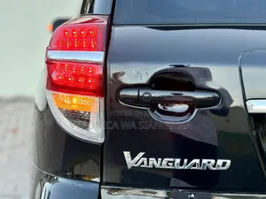 Toyota Vanguard 2010 Black