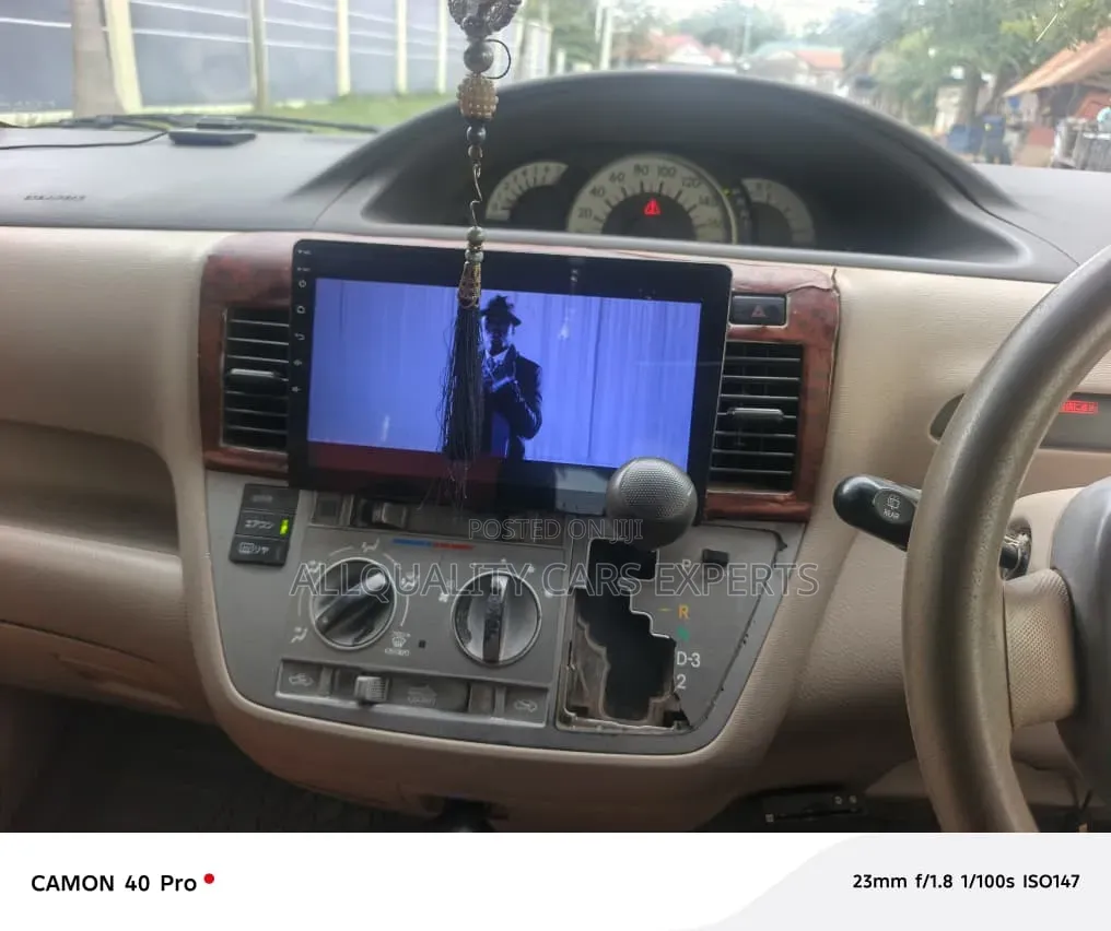 Toyota Raum 2004 Silver