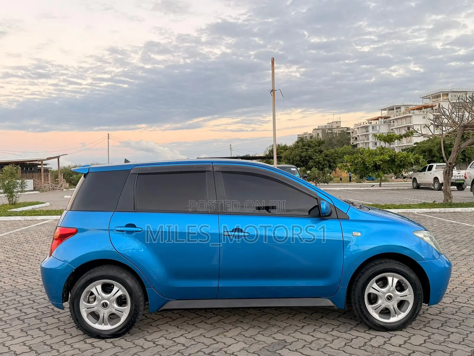Toyota IST 2003 Blue