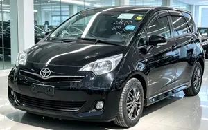 Toyota Ractis 2013 Black