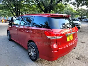 Toyota Wish 2012 Red