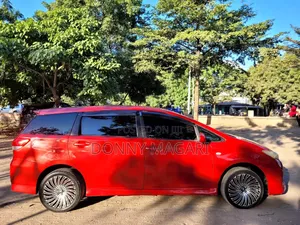 Toyota Wish 2012 Red