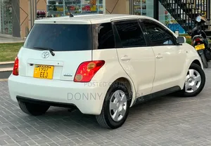 Toyota IST 2005 White