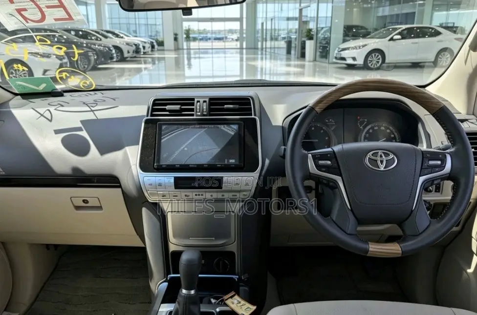 Toyota Land Cruiser Prado 2019 Gray